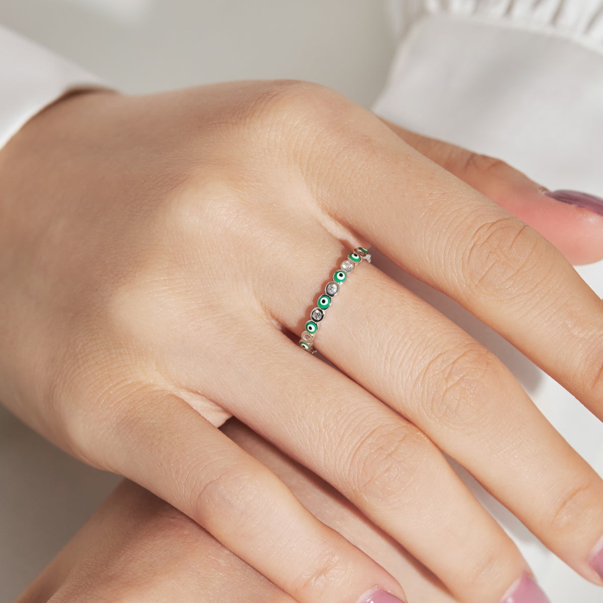 [Kincade Jewelrys]Sparkling Vibrant Round Shape Daily Ring