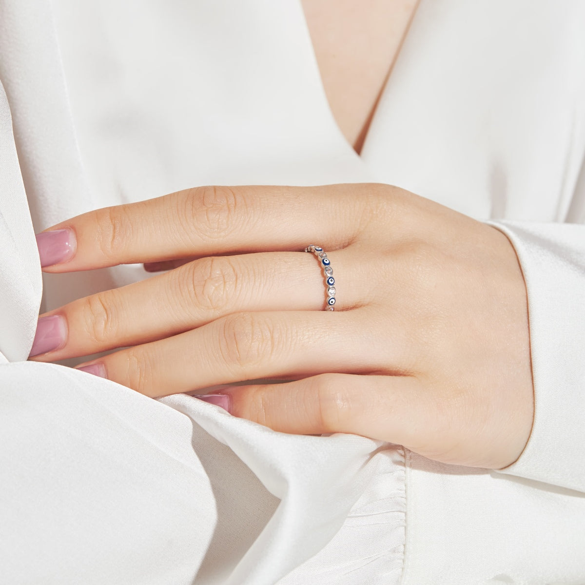 [Kincade Jewelrys]Sparkling Vibrant Round Shape Daily Ring