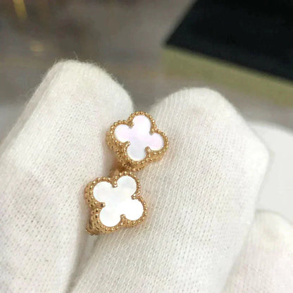 [Kincade Jewelrys]CLOVER MINI 9.5MM WHITE MOP EARRINGS