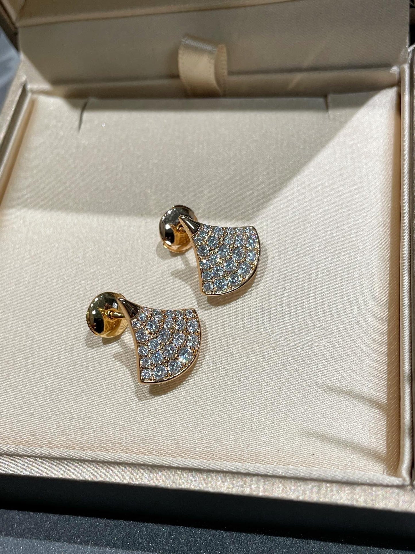 [Kincade Jewelrys]DREAM STUD EARRINGS DIAMOND