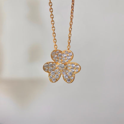 [Kincade Jewelrys]FLOWER DIAMOND NECKLACE