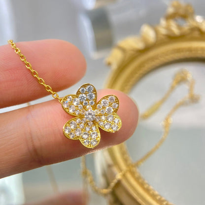 [Kincade Jewelrys]FLOWER DIAMOND NECKLACE