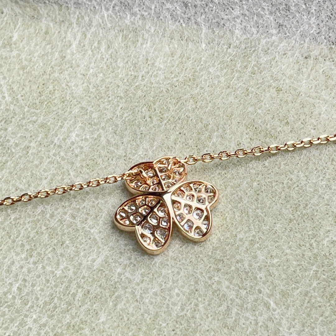 [Kincade Jewelrys]FLOWER DIAMOND NECKLACE