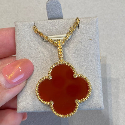 [Kincade Jewelrys]CLOVER 25MM NECKLACE GOLD CARNELIAN
