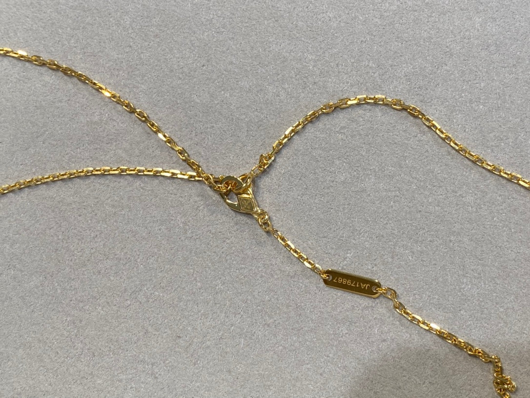 [Kincade Jewelrys]CLOVER 25MM NECKLACE GOLD CARNELIAN