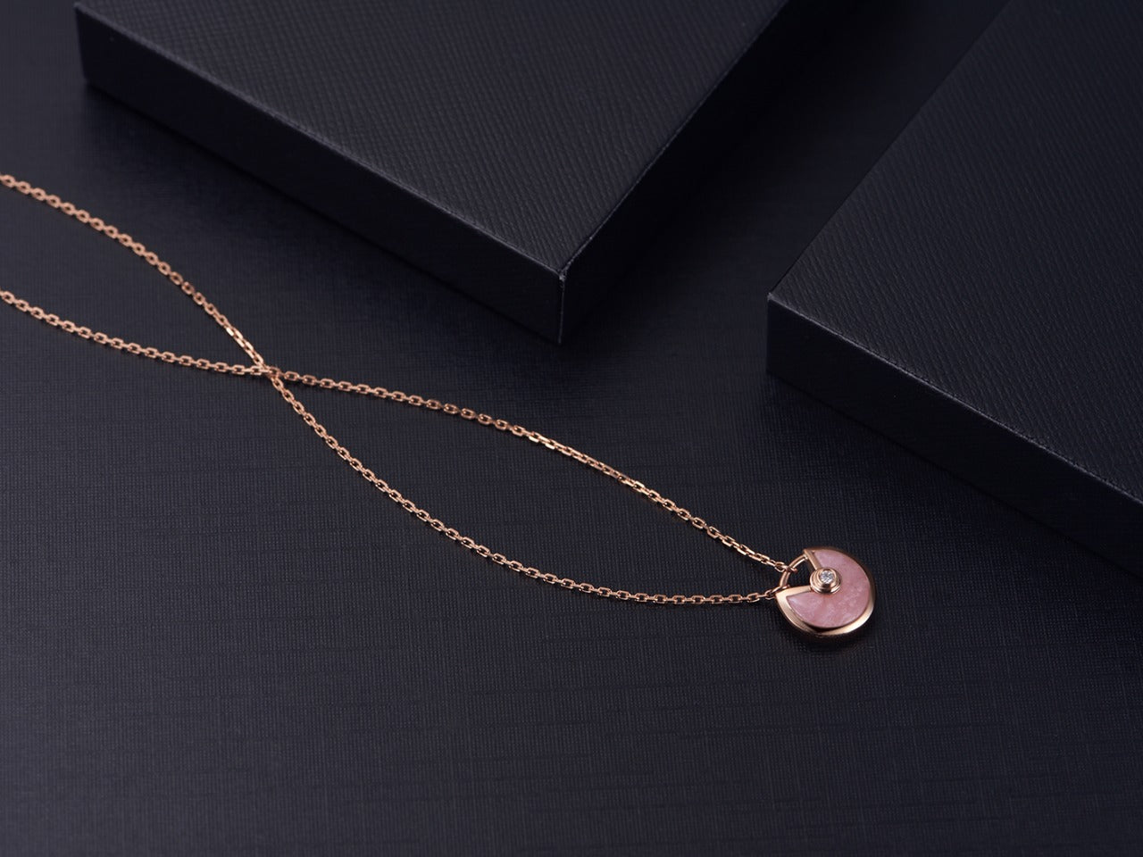 [Kincade Jewelrys]AMULETTE ROSE GOLD PINK MOP NECKLACE