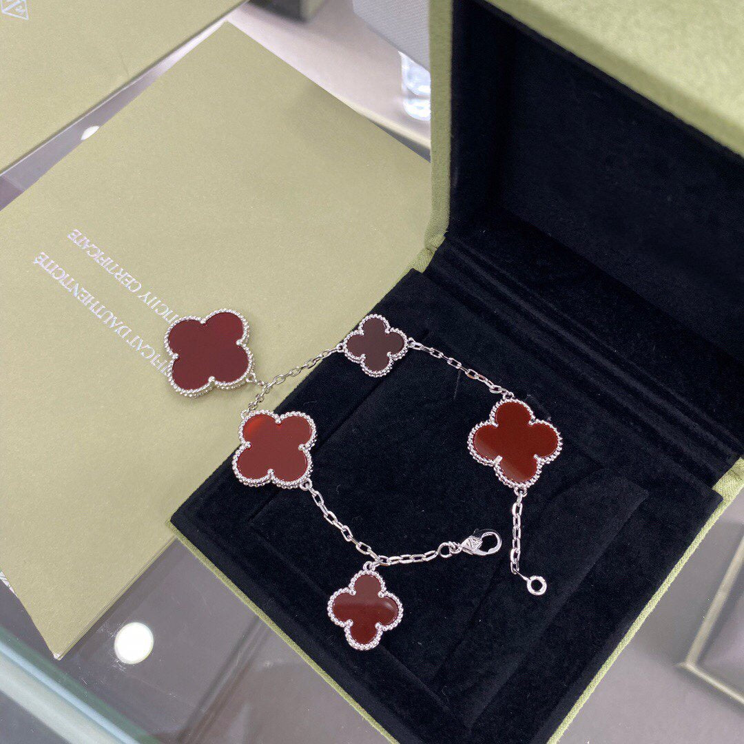 [Kincade Jewelrys]CLOVER 5 MOTIFS SIVLER CARNELIAN BRACELET