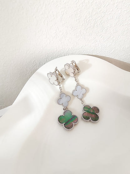 [Kincade Jewelrys]CLOVER 3 MOTIFS CHALCEDONY DARK MOP SILVER EARRINGS