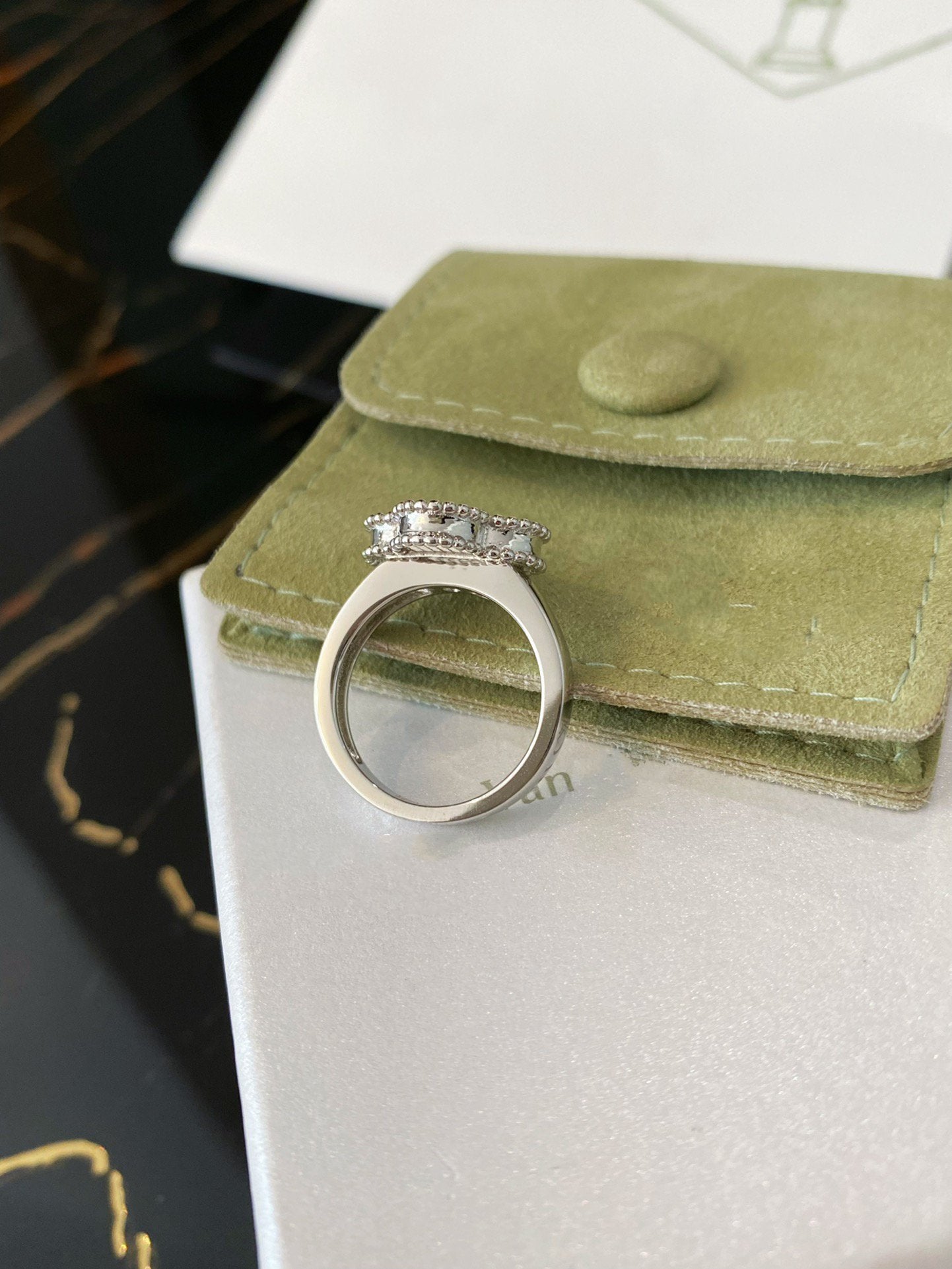 [Kincade Jewelrys]CLOVER SILVER RING