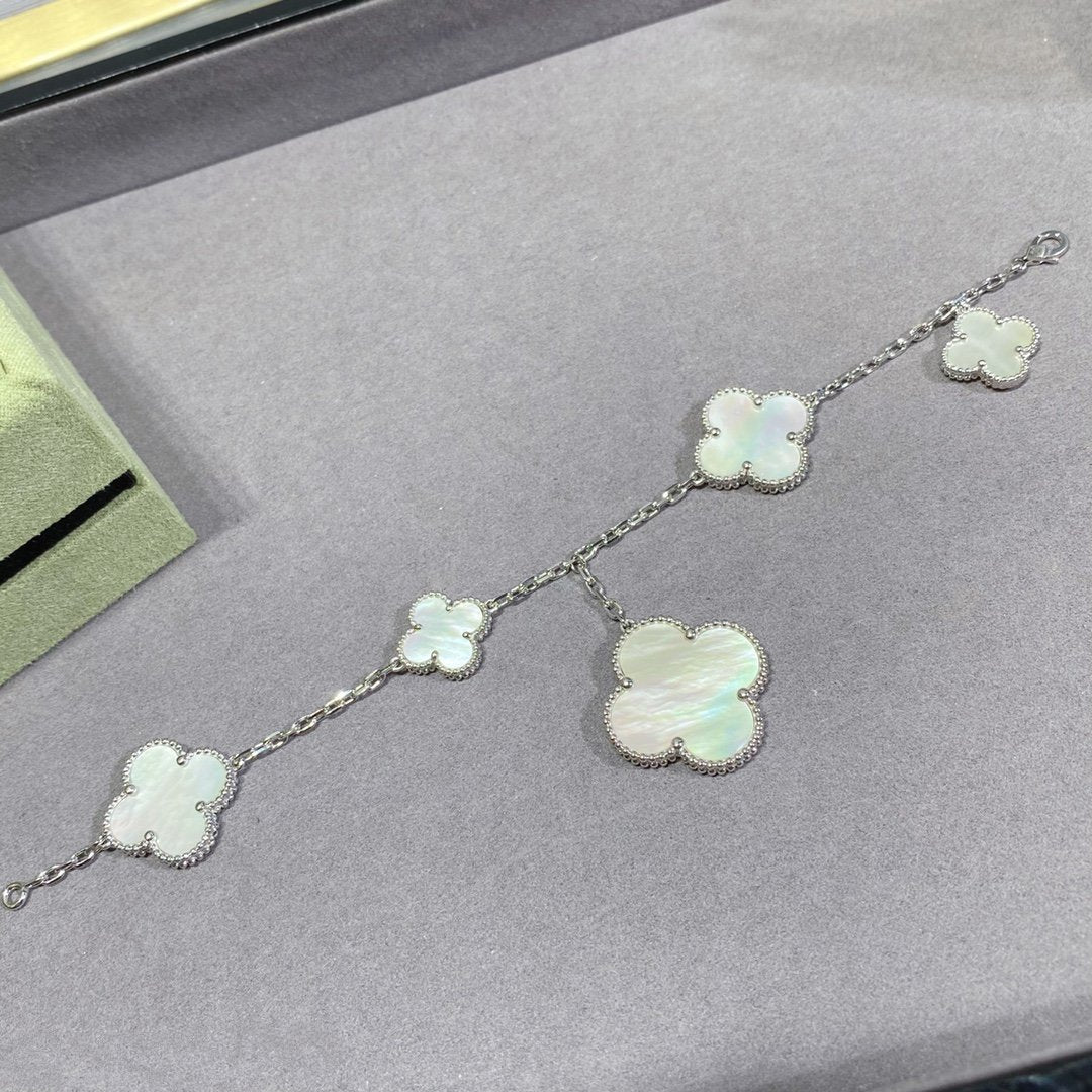 [Kincade Jewelrys]CLOVER 5 MOTIF WHITE MOP SILVER BRACELET
