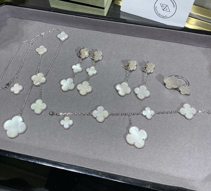 [Kincade Jewelrys]CLOVER 5 MOTIF WHITE MOP SILVER BRACELET
