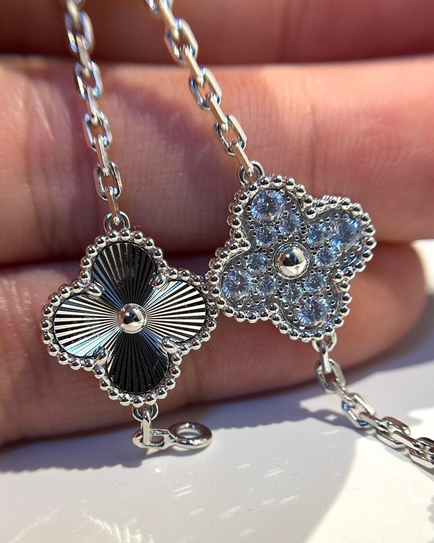 [Kincade Jewelrys]CLOVER 5 MOTIF SILVER DIAMOND BRACELET