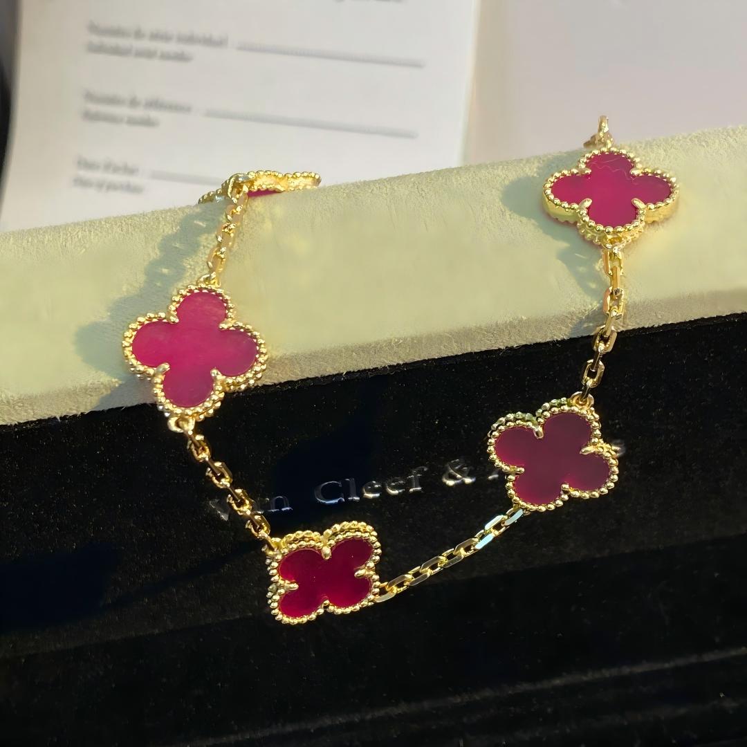 [Kincade]CLOVER 5 MOTIFS PINK ENAMEL BRACELET