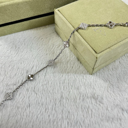 [Kincade Jewelrys]CLOVER 6 MOTIF DIAMOND LASER BRACELET