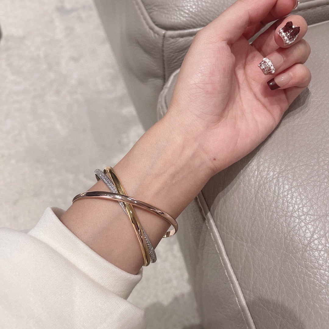 [Kincade] PULSERA TRINITY DE ORO TRICOLOR DE TRES ANILLOS
