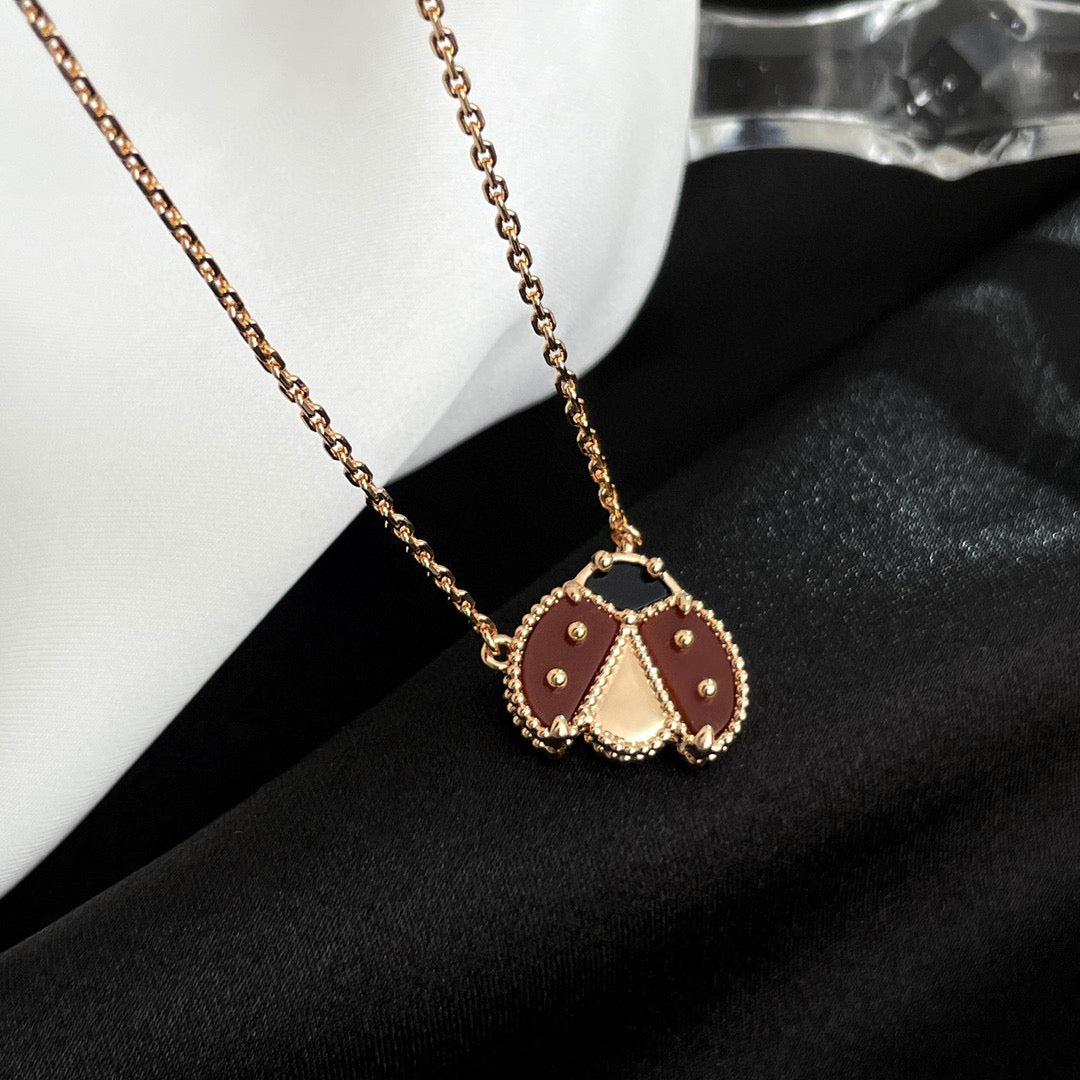 [Kincade Jewelrys]LUCKY  CARNELIANS LADYBUG NECKLACE