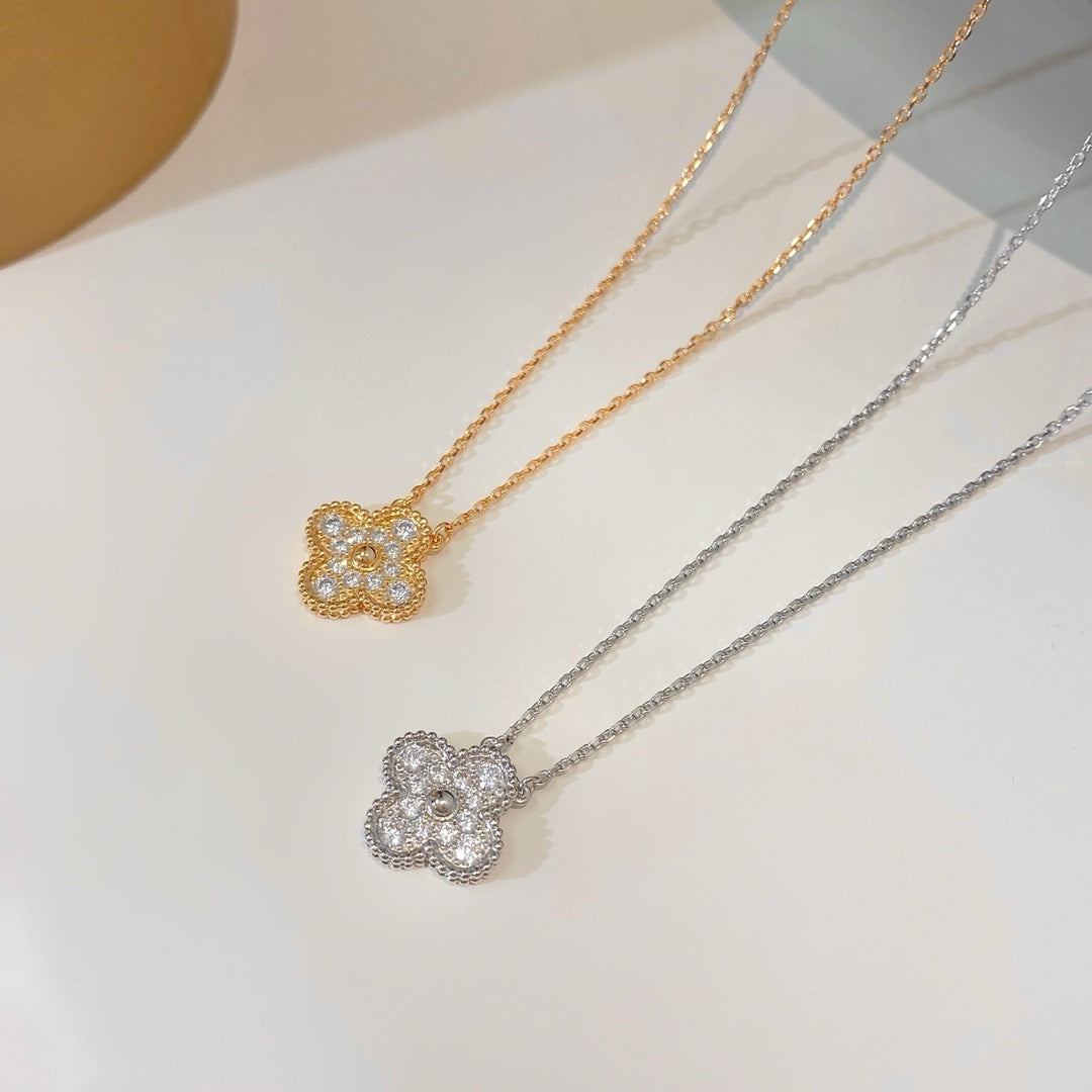 [Kincade Jewelrys]CLOVER 15MM DIAMOND SINGLE FLOWER NECKLACE