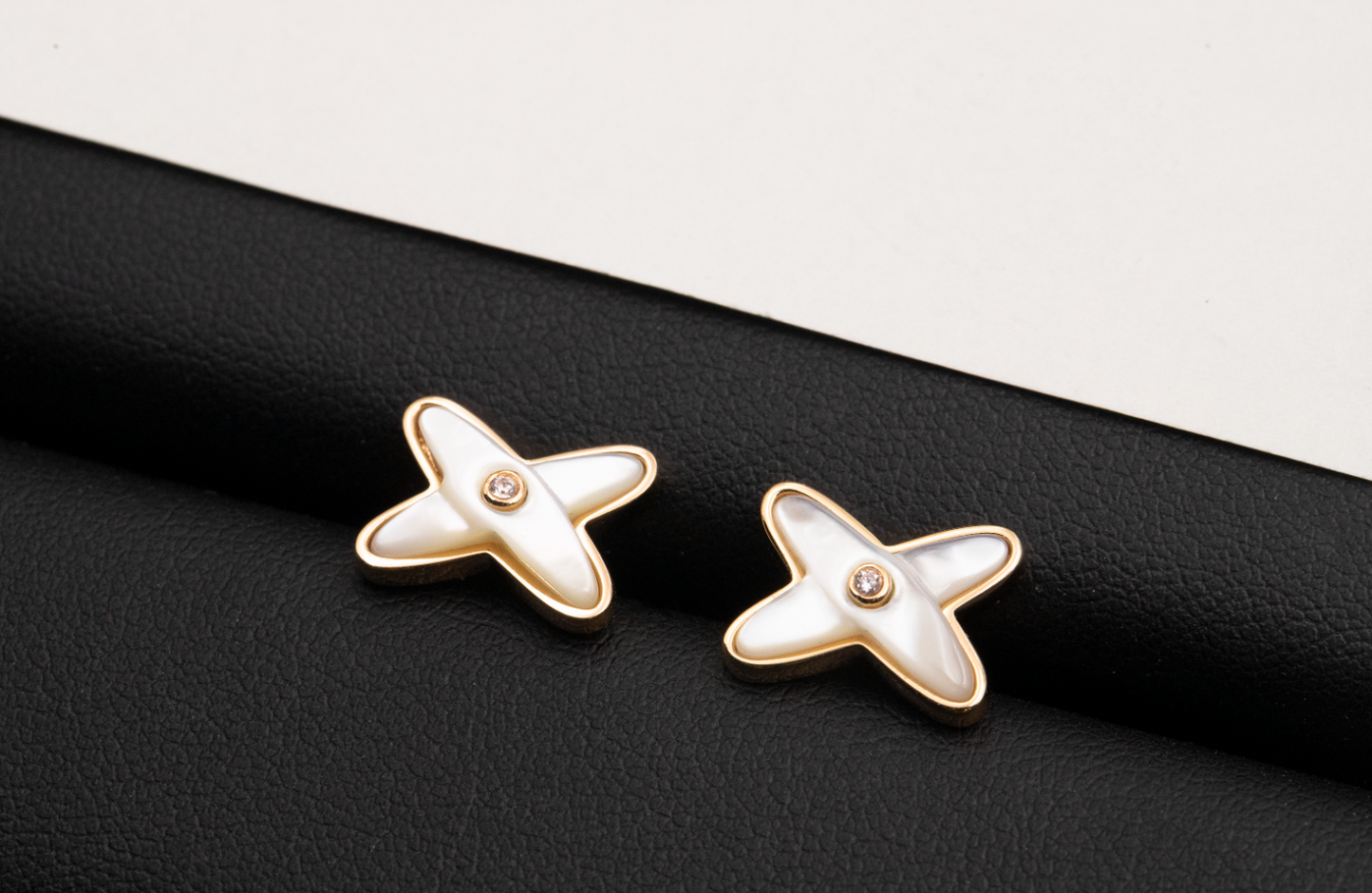 [Kincade Jewelrys]JEUX DE WHITE MOP PINK GOLD DIAMOND EARRINGS