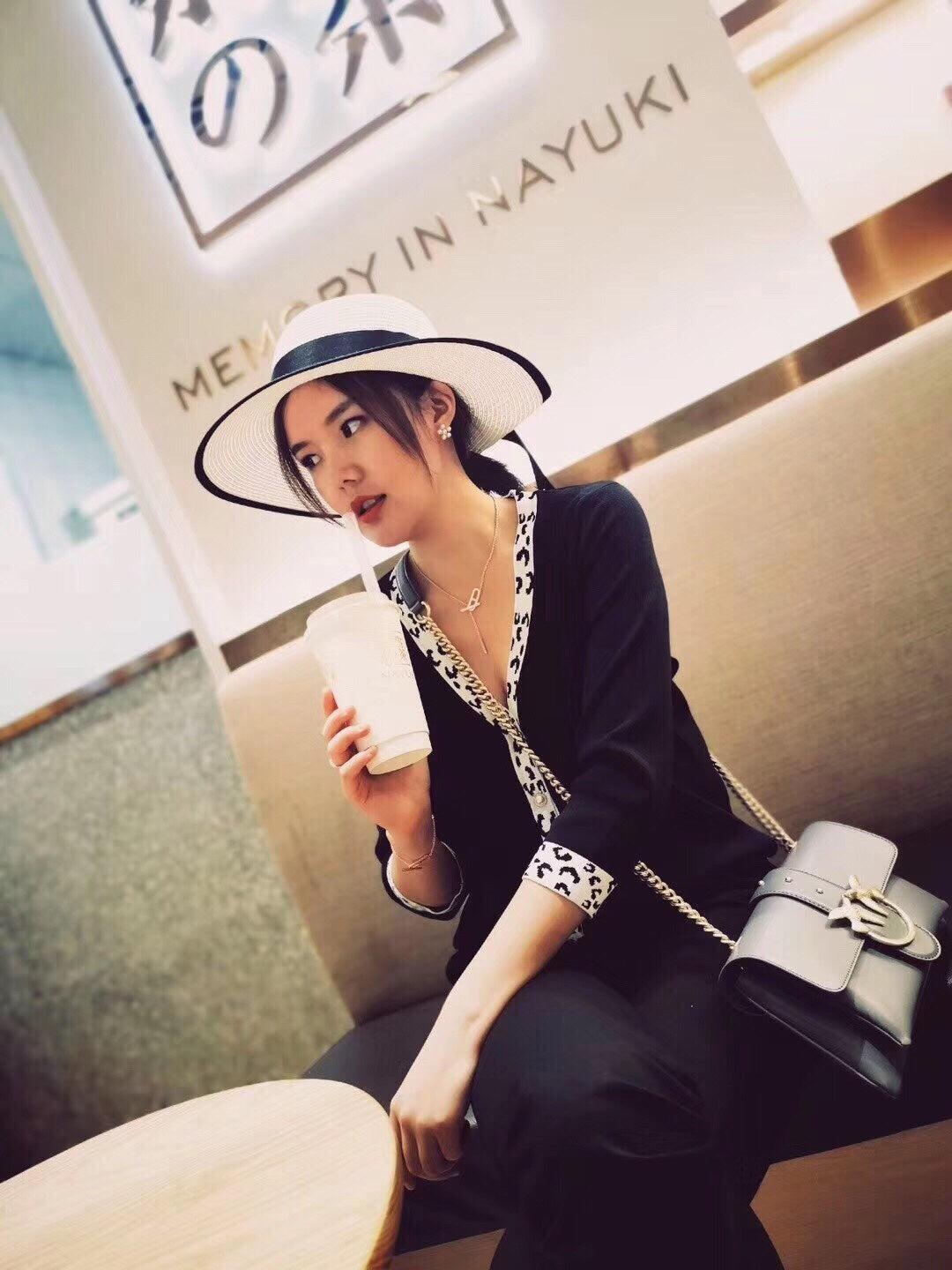 [Kincade Jewelrys]HM FIRE PIG NOSE NECKLACE TRENDY STREET