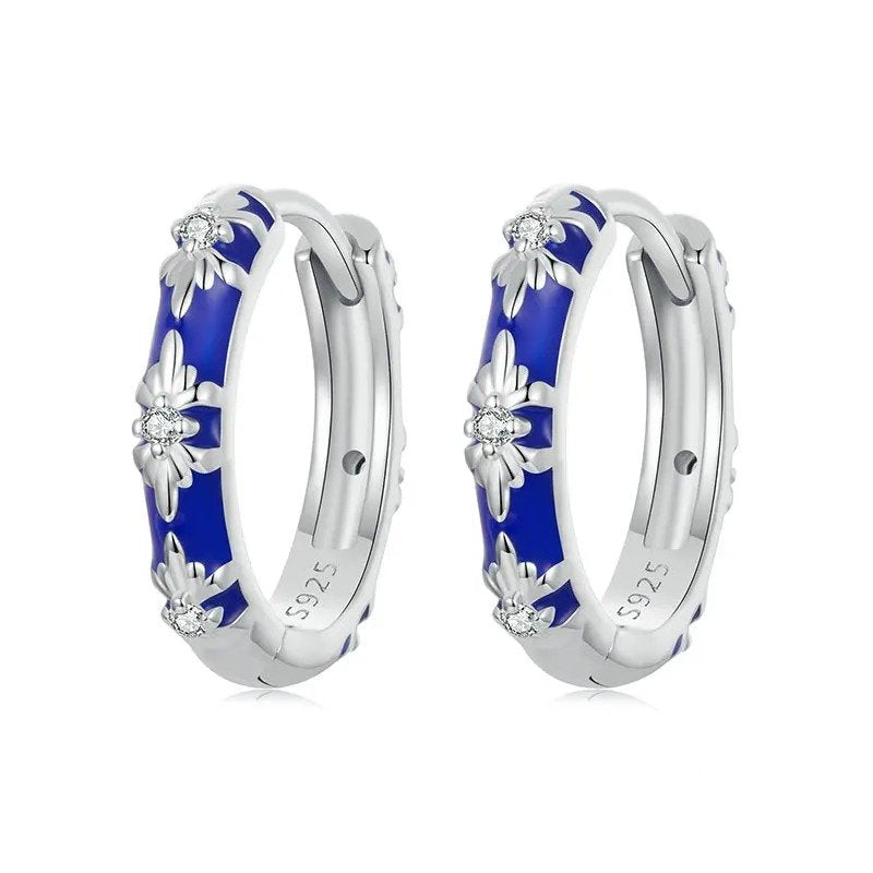 Pendientes de aro de amor infinito chapados en oro blanco Pendientes de cartílago ligeros
