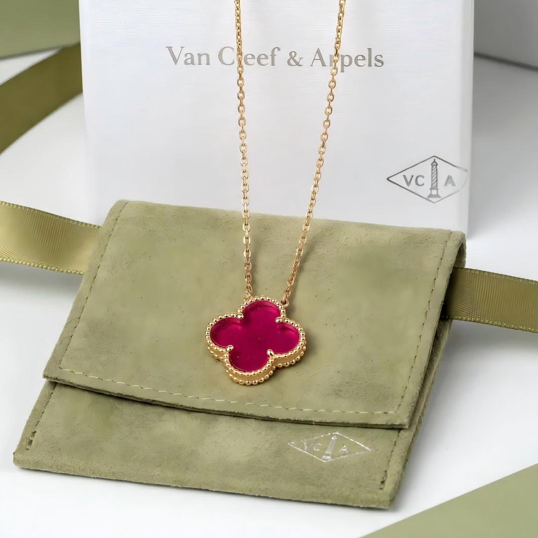 [Kincade] CLOVER 1 MOTIFS PINK ENAMEL NECKLACE