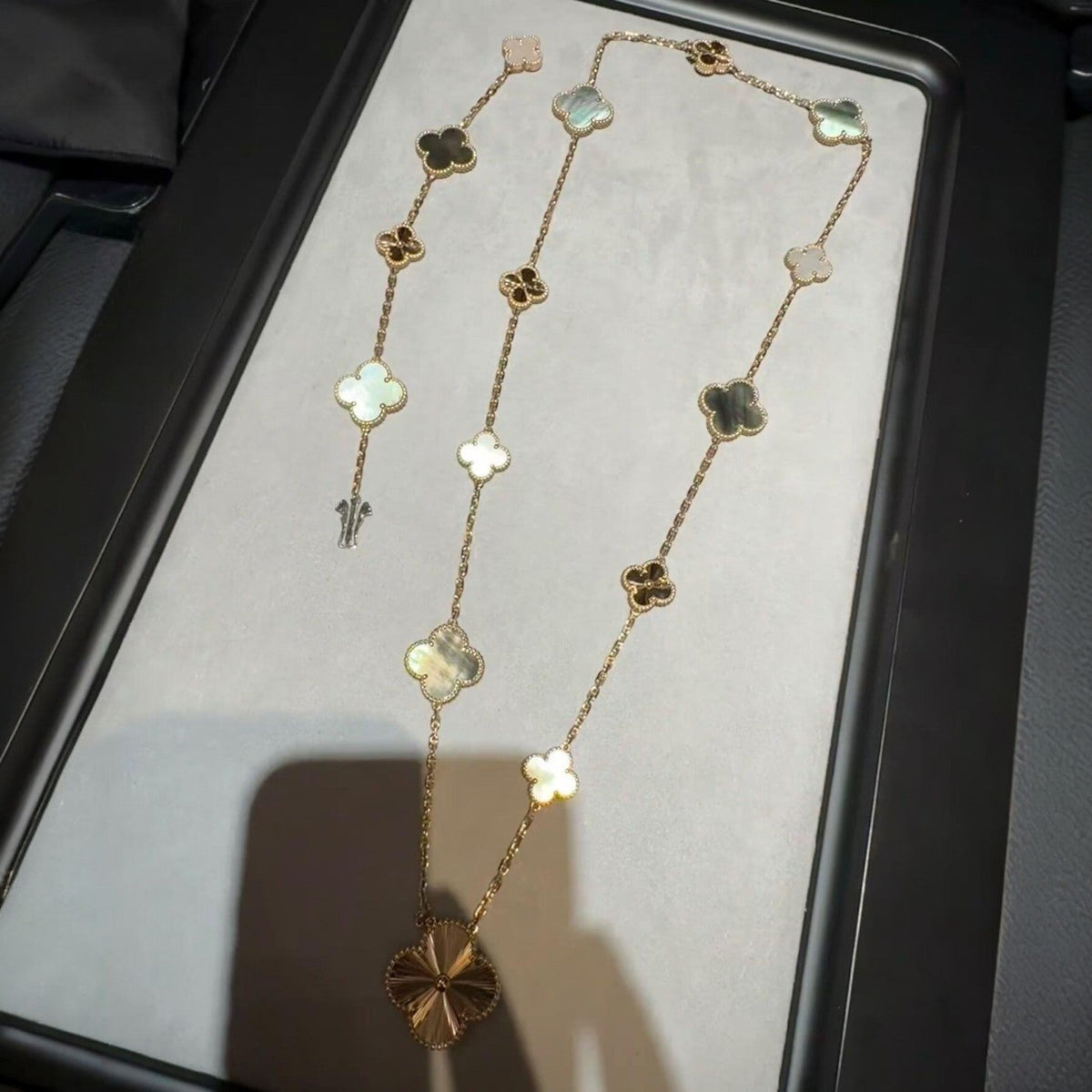 [Kincade]DETACHABLE CLOVER 15(11+4) FLOWER ROSE GOLD NECKLACE SET