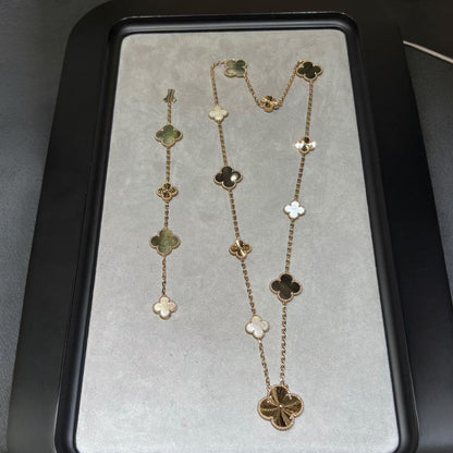 [Kincade]DETACHABLE CLOVER 15(11+4) FLOWER ROSE GOLD NECKLACE SET