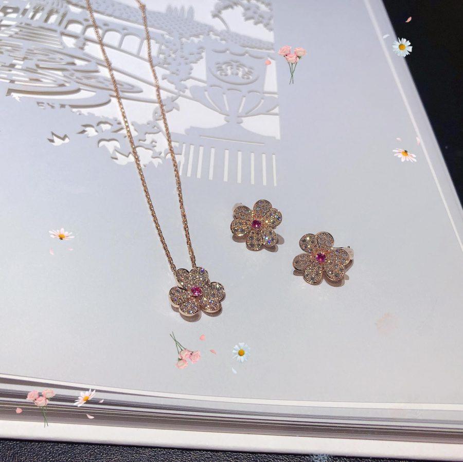 [Kincade Jewelrys]FRIVOLE ROSE GOLD FLOWER DIAMOND NECKLACE