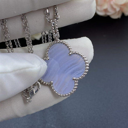 [Kincade Jewelrys]CLOVER SILVER CHALCEDONY BIG CLOVER NECKLACE