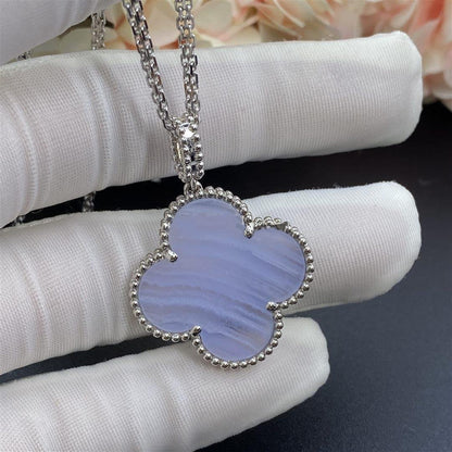 [Kincade Jewelrys]CLOVER SILVER CHALCEDONY BIG CLOVER NECKLACE